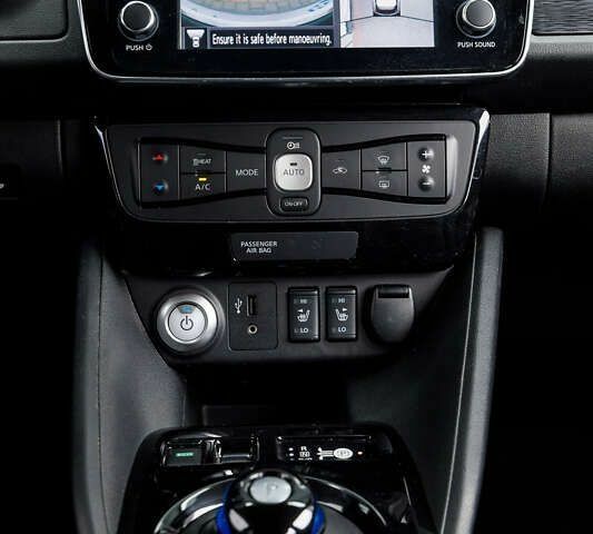 Ниссан Лиф, объемом двигателя 0 л и пробегом 63 тыс. км за 20300 $, фото 24 на Automoto.ua