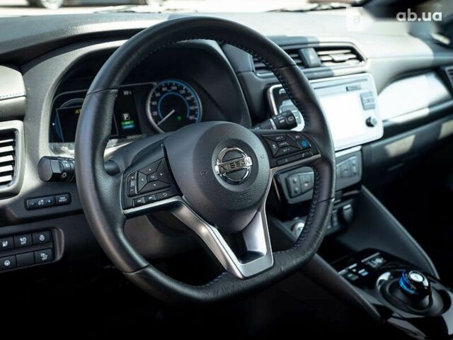 Ниссан Лиф, объемом двигателя 0 л и пробегом 100 тыс. км за 18900 $, фото 13 на Automoto.ua