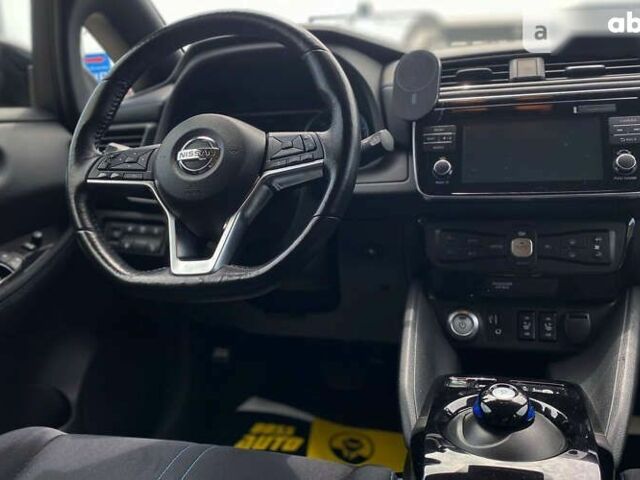 Ниссан Лиф, объемом двигателя 0 л и пробегом 64 тыс. км за 20000 $, фото 19 на Automoto.ua