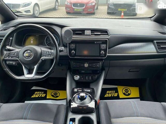 Ниссан Лиф, объемом двигателя 0 л и пробегом 64 тыс. км за 20000 $, фото 18 на Automoto.ua