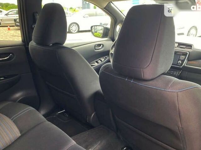 Ниссан Лиф, объемом двигателя 0 л и пробегом 64 тыс. км за 20000 $, фото 24 на Automoto.ua