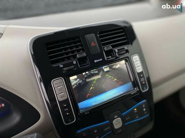 Ниссан Лиф, объемом двигателя 0 л и пробегом 102 тыс. км за 4900 $, фото 15 на Automoto.ua