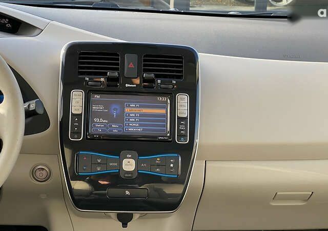 Ниссан Лиф, объемом двигателя 0 л и пробегом 101 тыс. км за 4699 $, фото 28 на Automoto.ua