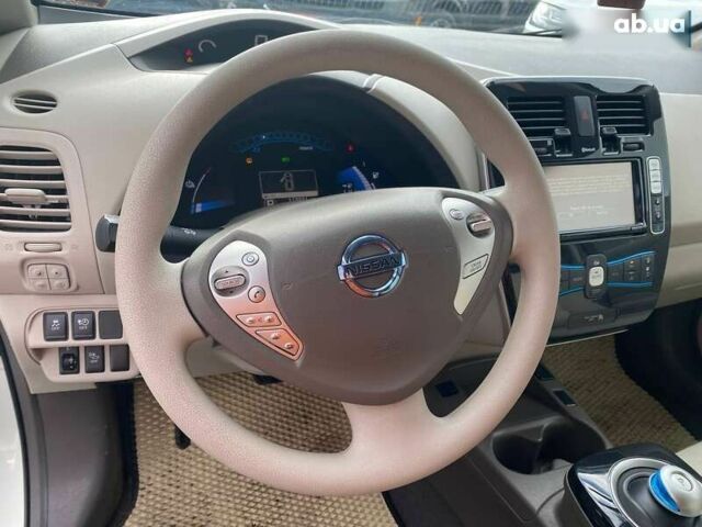 Ніссан Ліф, об'ємом двигуна 0 л та пробігом 114 тис. км за 6600 $, фото 12 на Automoto.ua