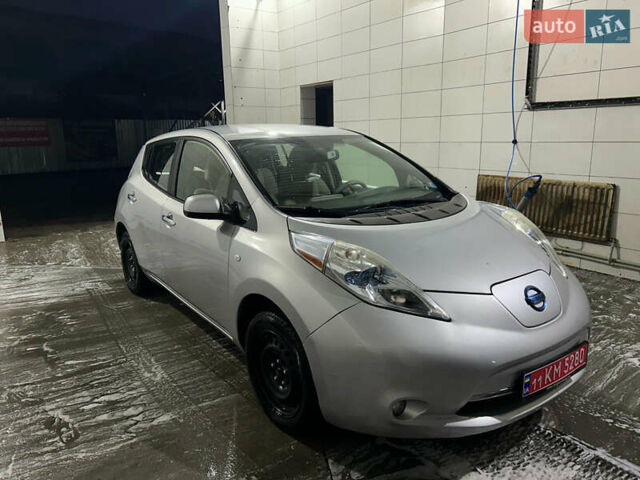 Ниссан Лиф, объемом двигателя 0 л и пробегом 110 тыс. км за 3800 $, фото 2 на Automoto.ua