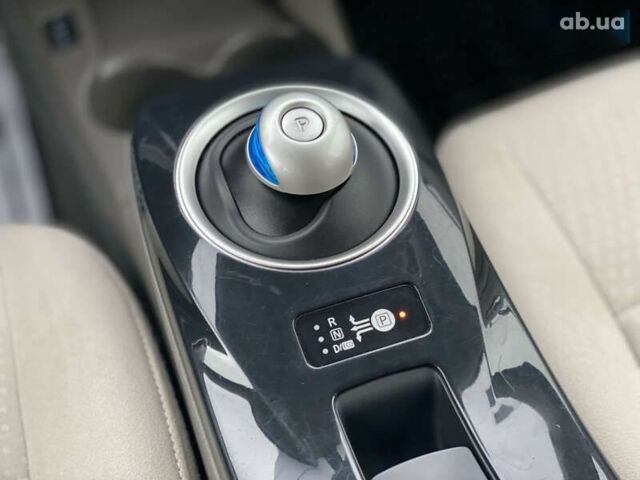 Ниссан Лиф, объемом двигателя 0 л и пробегом 102 тыс. км за 4900 $, фото 23 на Automoto.ua