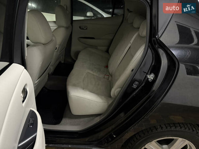 Ниссан Лиф, объемом двигателя 0 л и пробегом 114 тыс. км за 4850 $, фото 14 на Automoto.ua