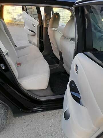 Ниссан Лиф, объемом двигателя 0 л и пробегом 93 тыс. км за 6600 $, фото 9 на Automoto.ua