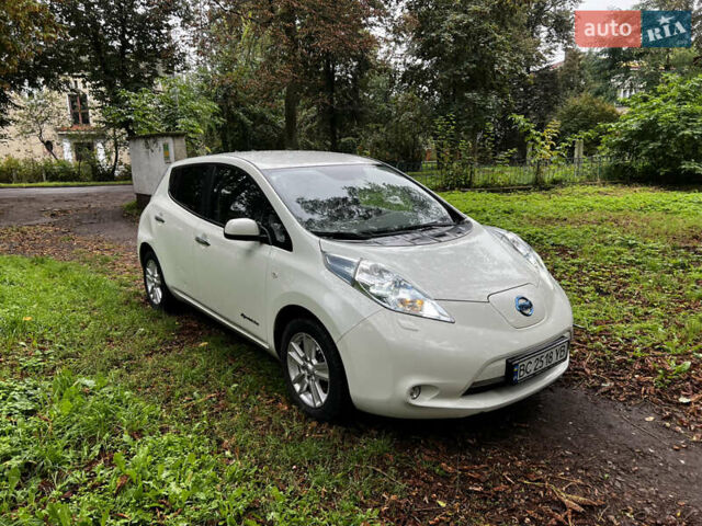 Ніссан Ліф, об'ємом двигуна 0 л та пробігом 150 тис. км за 4300 $, фото 1 на Automoto.ua