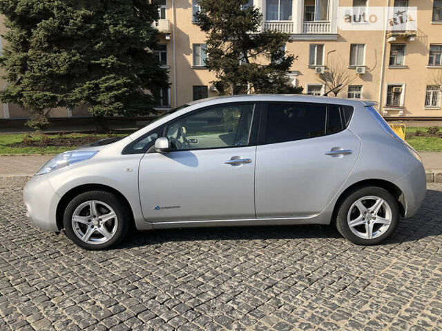 Ніссан Ліф, об'ємом двигуна 0 л та пробігом 101 тис. км за 7000 $, фото 4 на Automoto.ua