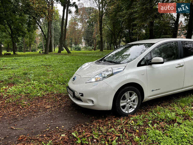 Ніссан Ліф, об'ємом двигуна 0 л та пробігом 150 тис. км за 4300 $, фото 3 на Automoto.ua