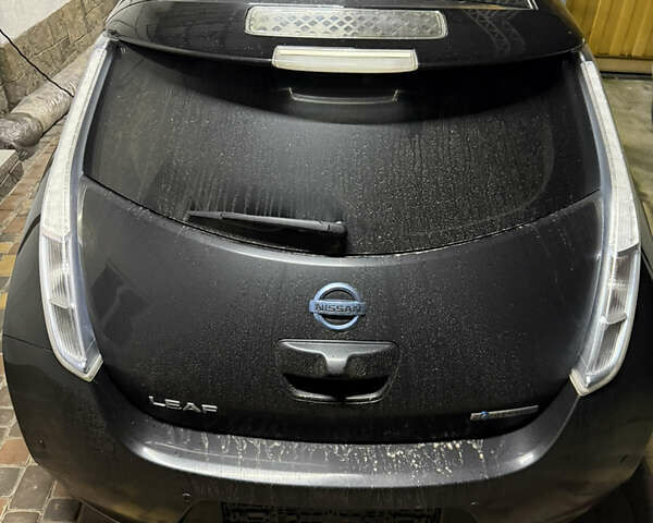 Ниссан Лиф, объемом двигателя 0 л и пробегом 114 тыс. км за 4850 $, фото 16 на Automoto.ua