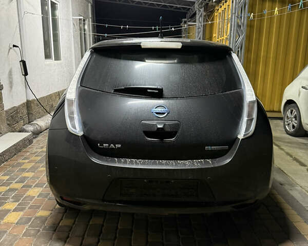 Ниссан Лиф, объемом двигателя 0 л и пробегом 114 тыс. км за 4850 $, фото 5 на Automoto.ua