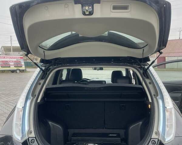 Ниссан Лиф, объемом двигателя 0 л и пробегом 125 тыс. км за 5450 $, фото 6 на Automoto.ua