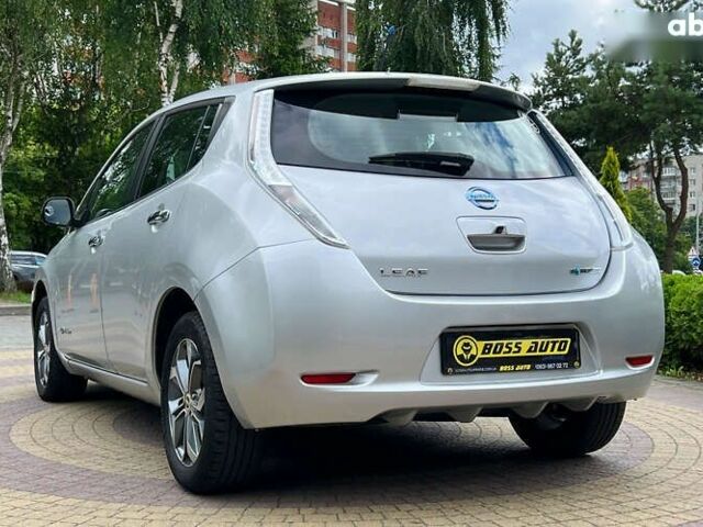 Ниссан Лиф, объемом двигателя 0 л и пробегом 73 тыс. км за 6450 $, фото 4 на Automoto.ua