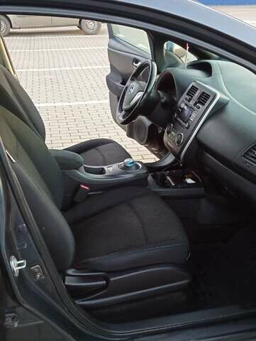 Ниссан Лиф, объемом двигателя 0 л и пробегом 173 тыс. км за 5200 $, фото 15 на Automoto.ua