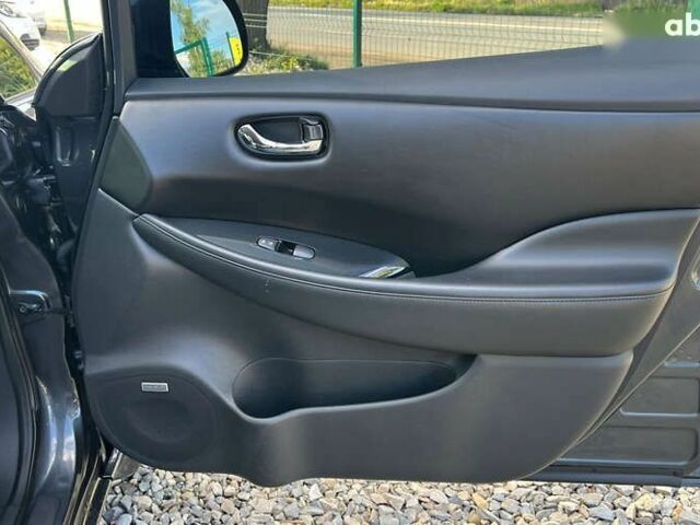 Ніссан Ліф, об'ємом двигуна 0 л та пробігом 107 тис. км за 6600 $, фото 23 на Automoto.ua