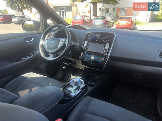 Ниссан Лиф, объемом двигателя 0 л и пробегом 160 тыс. км за 7500 $, фото 6 на Automoto.ua