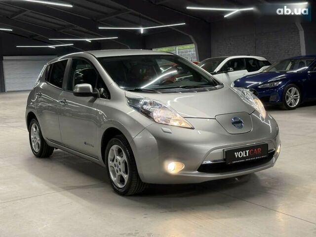 Ниссан Лиф, объемом двигателя 0 л и пробегом 93 тыс. км за 5700 $, фото 14 на Automoto.ua