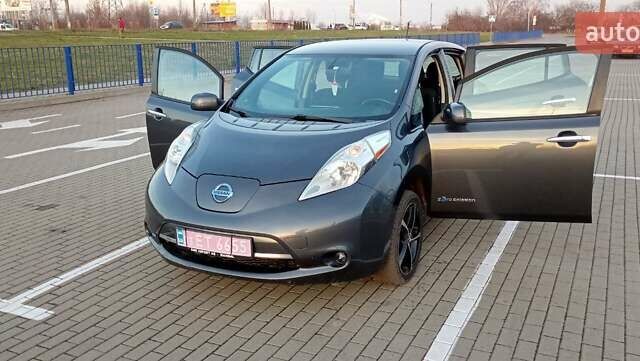 Ниссан Лиф, объемом двигателя 0 л и пробегом 173 тыс. км за 5200 $, фото 14 на Automoto.ua