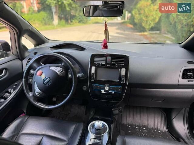Ниссан Лиф, объемом двигателя 0 л и пробегом 139 тыс. км за 5650 $, фото 8 на Automoto.ua