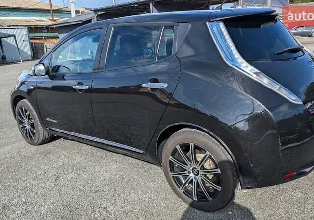 Ниссан Лиф, объемом двигателя 0 л и пробегом 155 тыс. км за 10500 $, фото 3 на Automoto.ua