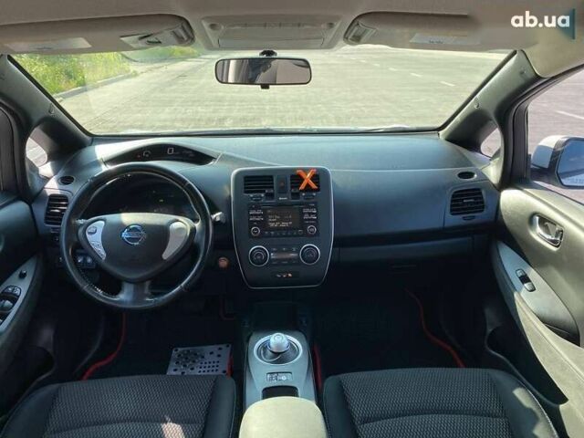 Ниссан Лиф, объемом двигателя 0 л и пробегом 175 тыс. км за 4690 $, фото 12 на Automoto.ua
