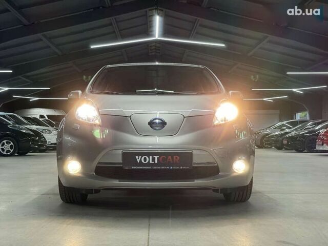 Ниссан Лиф, объемом двигателя 0 л и пробегом 93 тыс. км за 5700 $, фото 10 на Automoto.ua