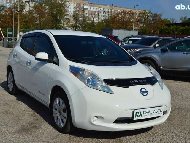 Ніссан Ліф, об'ємом двигуна 0 л та пробігом 118 тис. км за 6900 $, фото 3 на Automoto.ua