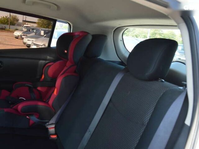 Ніссан Ліф, об'ємом двигуна 0 л та пробігом 118 тис. км за 6900 $, фото 10 на Automoto.ua