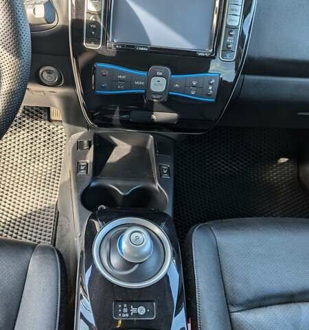 Ниссан Лиф, объемом двигателя 0 л и пробегом 155 тыс. км за 10500 $, фото 14 на Automoto.ua