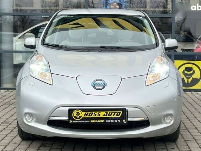 Ниссан Лиф, объемом двигателя 0 л и пробегом 100 тыс. км за 6000 $, фото 1 на Automoto.ua