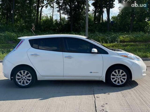 Ниссан Лиф, объемом двигателя 0 л и пробегом 175 тыс. км за 4690 $, фото 11 на Automoto.ua