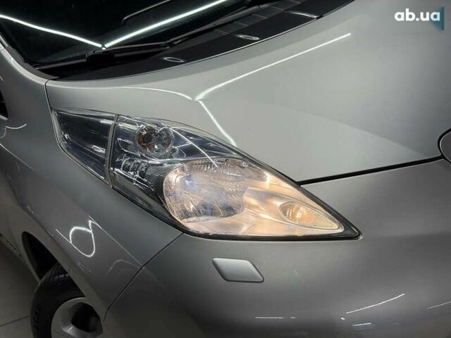 Ниссан Лиф, объемом двигателя 0 л и пробегом 93 тыс. км за 5700 $, фото 4 на Automoto.ua