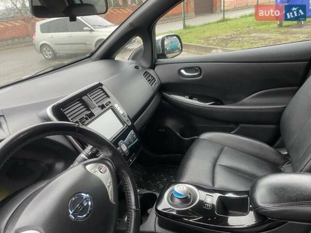 Ниссан Лиф, объемом двигателя 0 л и пробегом 125 тыс. км за 5450 $, фото 9 на Automoto.ua