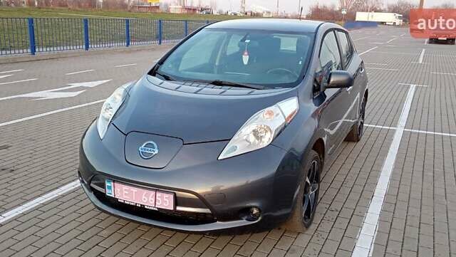 Ниссан Лиф, объемом двигателя 0 л и пробегом 173 тыс. км за 5200 $, фото 12 на Automoto.ua