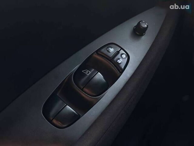 Ніссан Ліф, об'ємом двигуна 0 л та пробігом 175 тис. км за 4990 $, фото 21 на Automoto.ua