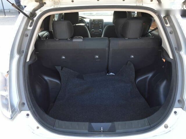 Ніссан Ліф, об'ємом двигуна 0 л та пробігом 118 тис. км за 6900 $, фото 13 на Automoto.ua