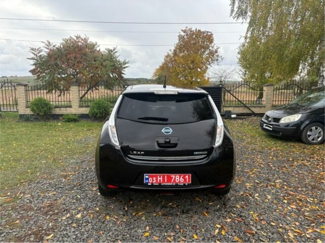 Ниссан Лиф, объемом двигателя 0 л и пробегом 102 тыс. км за 6000 $, фото 4 на Automoto.ua