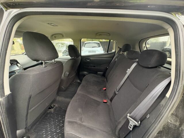 Ниссан Лиф, объемом двигателя 0 л и пробегом 102 тыс. км за 6000 $, фото 17 на Automoto.ua