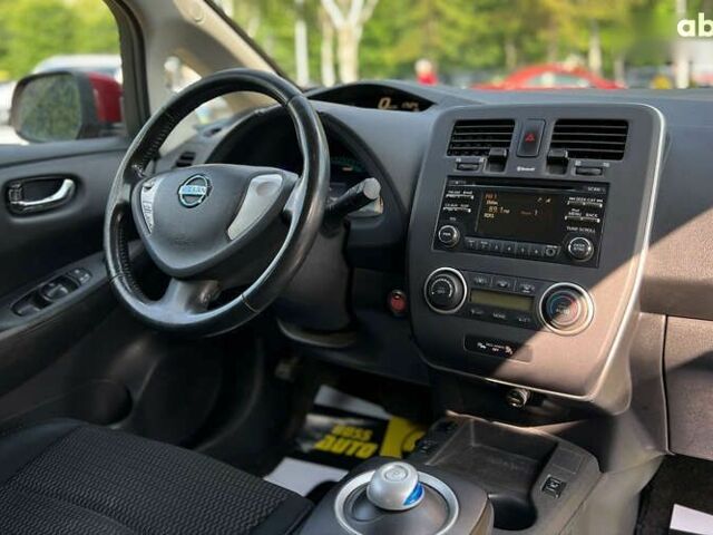 Ниссан Лиф, объемом двигателя 0 л и пробегом 149 тыс. км за 7200 $, фото 9 на Automoto.ua