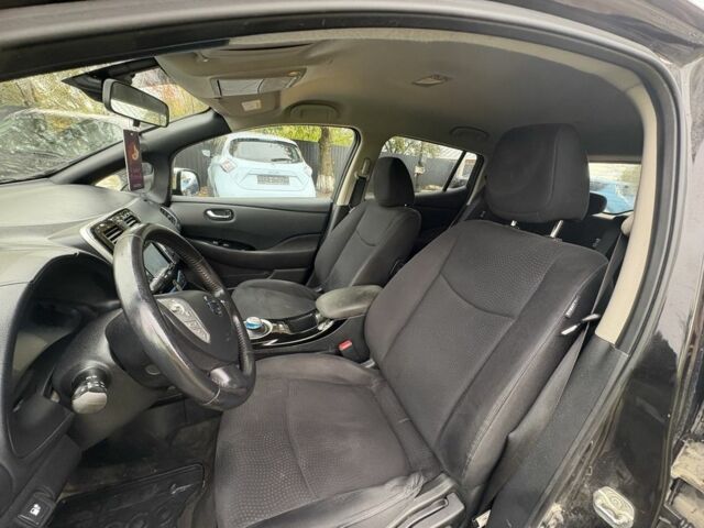 Ниссан Лиф, объемом двигателя 0 л и пробегом 102 тыс. км за 6000 $, фото 19 на Automoto.ua