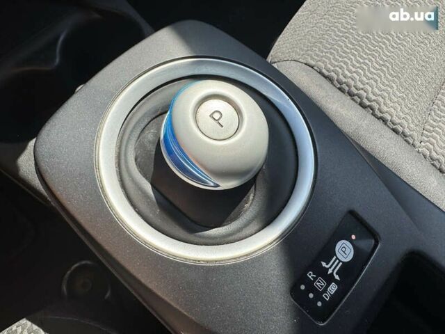 Ниссан Лиф, объемом двигателя 0 л и пробегом 125 тыс. км за 6990 $, фото 21 на Automoto.ua