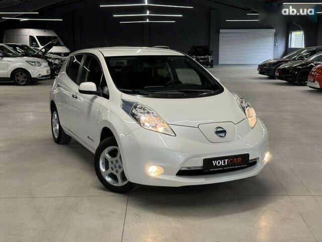 Ниссан Лиф, объемом двигателя 0 л и пробегом 99 тыс. км за 7000 $, фото 2 на Automoto.ua