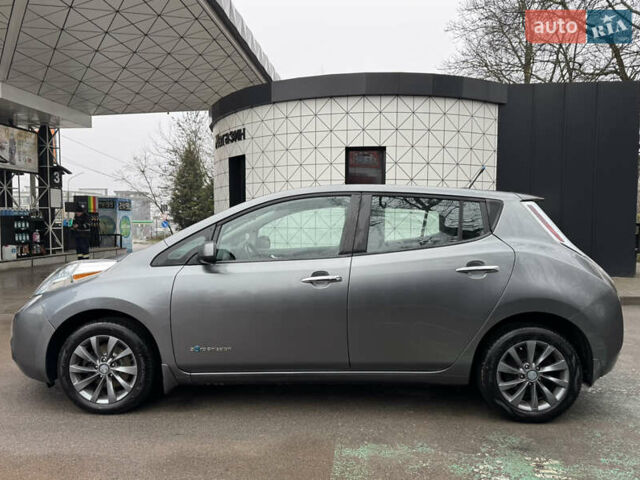 Ниссан Лиф, объемом двигателя 0 л и пробегом 129 тыс. км за 5400 $, фото 6 на Automoto.ua