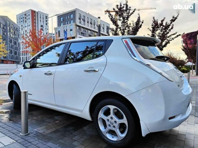 Ніссан Ліф, об'ємом двигуна 0 л та пробігом 114 тис. км за 5990 $, фото 12 на Automoto.ua