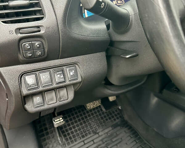 Ниссан Лиф, объемом двигателя 0 л и пробегом 97 тыс. км за 5900 $, фото 21 на Automoto.ua