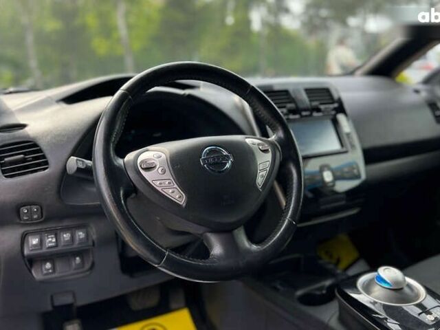 Ніссан Ліф, об'ємом двигуна 0 л та пробігом 80 тис. км за 6400 $, фото 15 на Automoto.ua