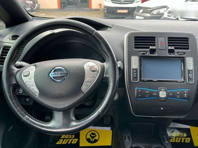 Ниссан Лиф, объемом двигателя 0 л и пробегом 183 тыс. км за 10500 $, фото 17 на Automoto.ua