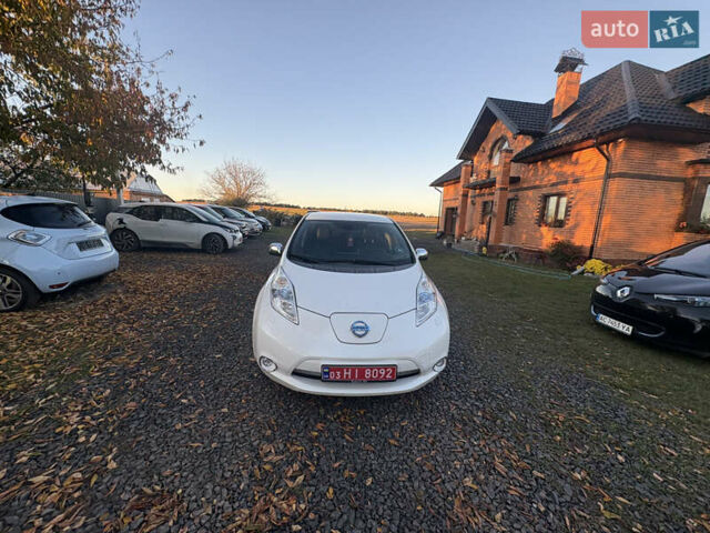 Ниссан Лиф 2014 в Луцке на Automoto.ua Ниссан Лиф, объемом двигателя 0 л и пробегом 117 тыс. км за 6000 $, фото 11 на Automoto.ua